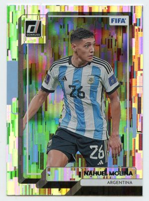 2022-23 Panini Donruss Soccer Nahuel Molina #67 Silver